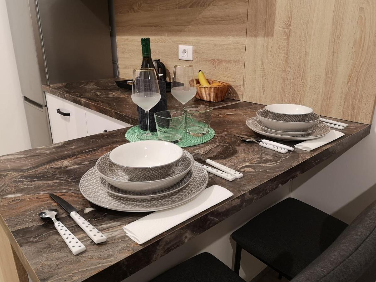 Ared-Atrium Mall Chrysflatty3 Premium Apartment 60Mp Арад Экстерьер фото